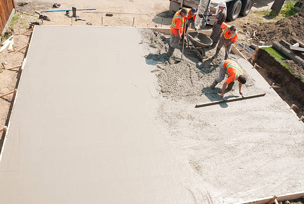 Best Commercial Concrete Services in Lealman, FL